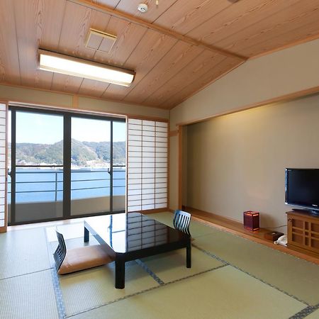 Matsuura Hotel Saiki Bagian luar foto