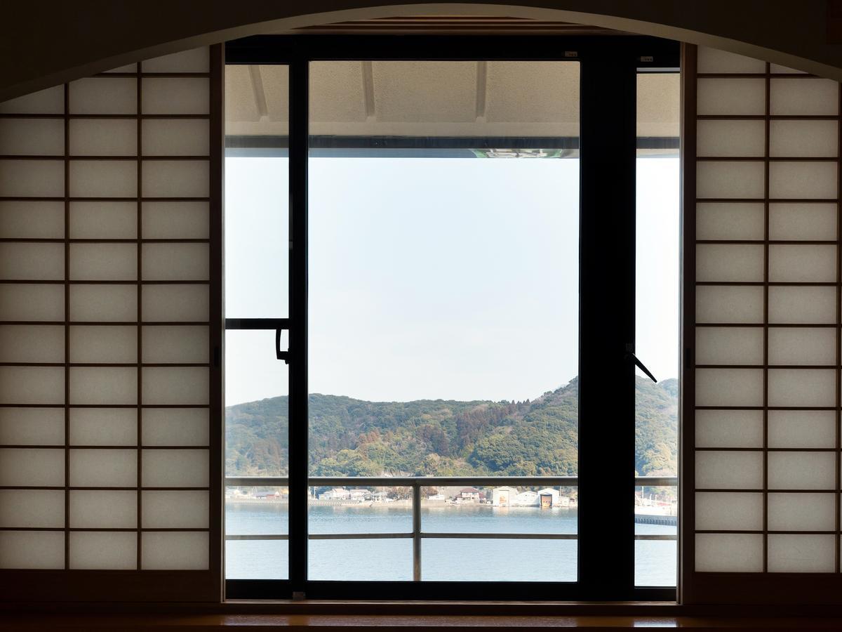 Matsuura Hotel Saiki Bagian luar foto